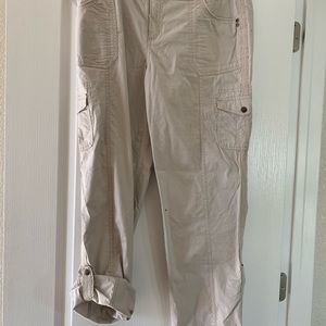 Style Co, khaki Cargo capri roll ups